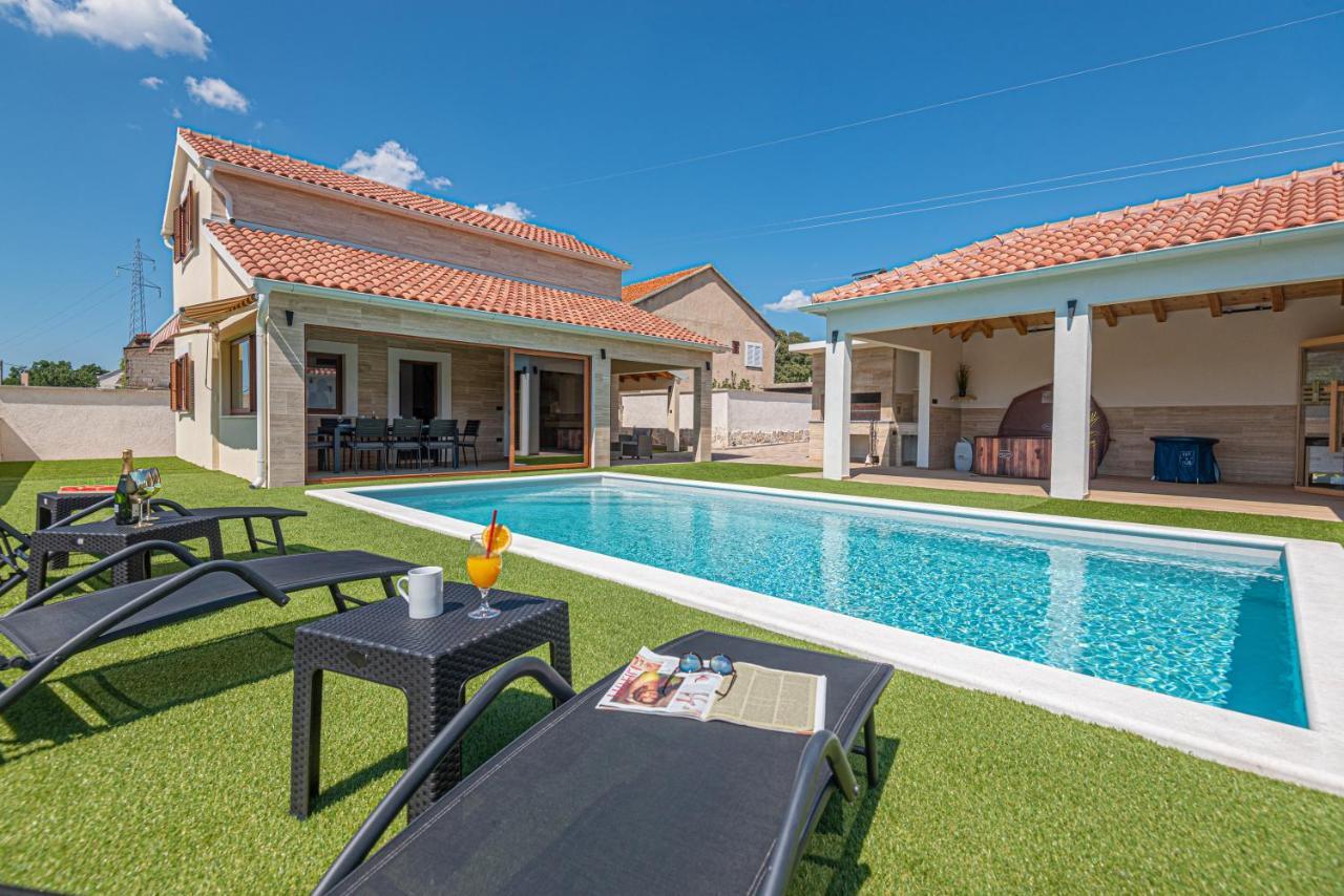 Willa Casa Del Sol Dubrava  Zewnętrze zdjęcie