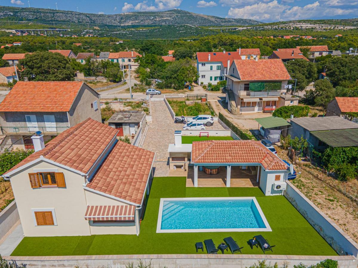 Willa Casa Del Sol Dubrava  Zewnętrze zdjęcie